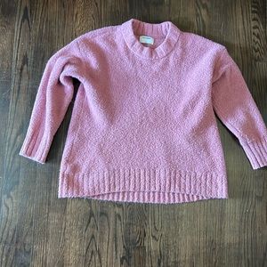Like new! Cozy sweater